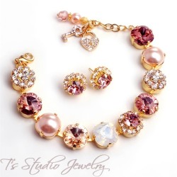 Blush Pink Gold Pearl and Crystal Bracelet