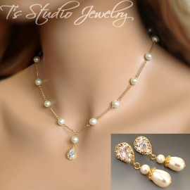 Teardrop Pearl Bridal Necklace & Earrings Set