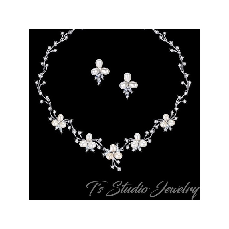 Freshwater Pearl and CZ Crystal Jewelry Necklace Earrings Set Freshwater Pearl and CZ Crystal Jewelry Necklace Earrings Set