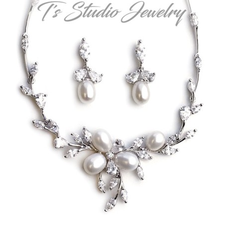 Freshwater Pearl Necklace & Earrings Bridal Set