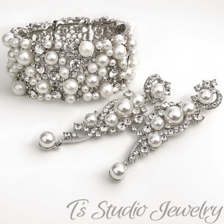 Rhinestones and Pearls Bracelet /& Earrings