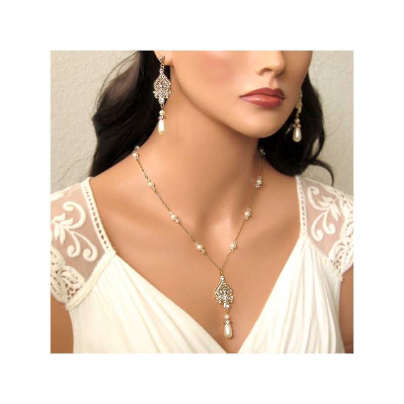 Pearl & Gold Chain Bridal Necklace Pearl & Gold Chain Bridal Necklace