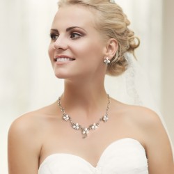 Freshwater Pearl and Cubic Zirconia Crystal Rhinestone Necklace Earrings and Bridal Wedding Jewelry Set