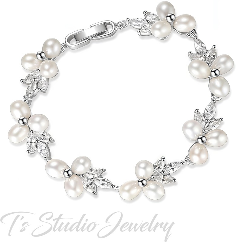 Freshwater Pearl and Cubic Zirconia Crystal Rhinestone Bridal Bracelet, Wedding Jewelry for Bride, Bridesmaid, Mother of Bride Freshwater Pearl and Cubic Zirconia Crystal Rhinestone Bridal Bracelet, Wedding Jewelry for Bride, Bridesmaid, Mother of Bride