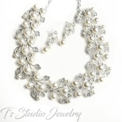 Pearl and Crystal Bridal Wedding Jewelry Necklace Earrings Set