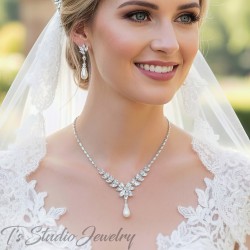Pearl and Cubic Zirconia Bridal Wedding Necklace Earring Jewelry Set