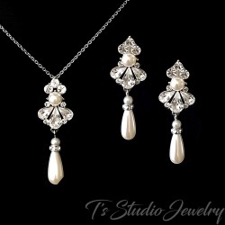 Vintage Theme Crystal and Teardrop Pearl Bridal Necklace Earring Set