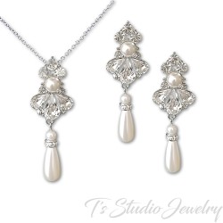 Vintage Theme Crystal and Teardrop Pearl Bridal Necklace Earring Set