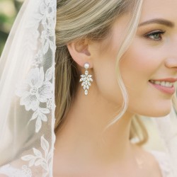 Pearl bridal earrings cubic zirconia crystal cluster chandelier drop