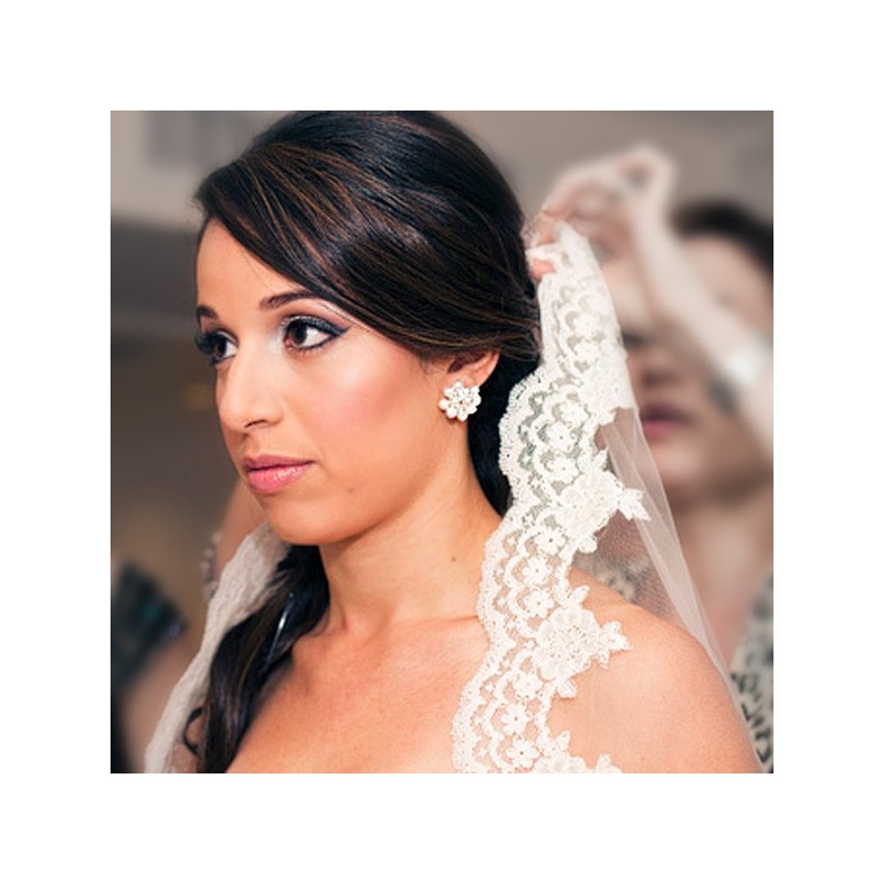 Swarovksi Pearl and Crystal Stud Cluster Bridal or Bridesmaid Earrings